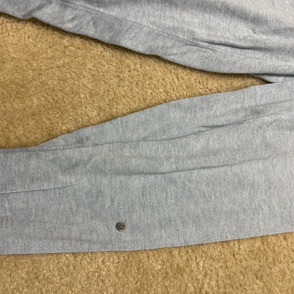 Lululemon joggers (size 6)